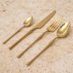 סט סכו״ם 24 חלקים מעוטר דגם ניקולאס