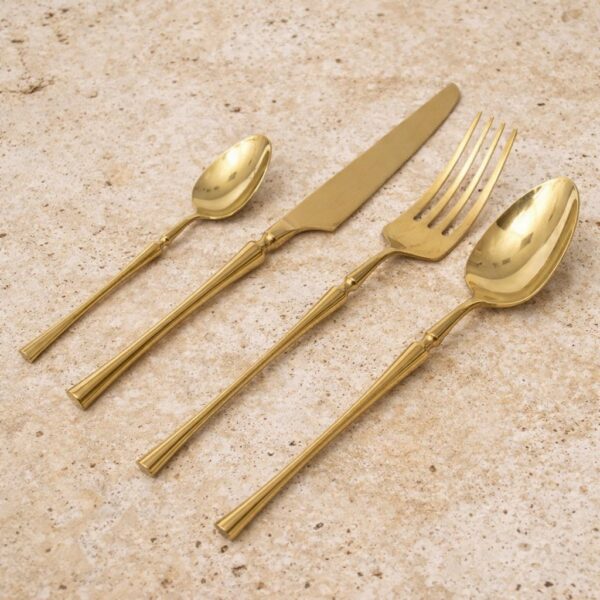 סט סכו״ם 24 חלקים מעוטר דגם ניקולאס