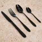 סט סכו״ם 24 יח׳ זהב מט רקוע שחור/זהב