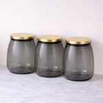 סט 3 צנצנות זכוכית אפורה גיאומטריות מכסה נירוסטה זהב 1.3 ל׳