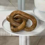 שרשרת עץ אגוז