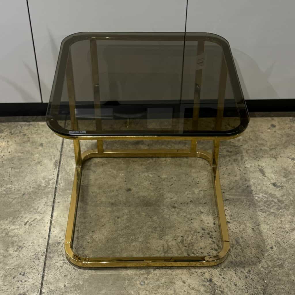 נשכן זכוכית מושחרת רגל זהב